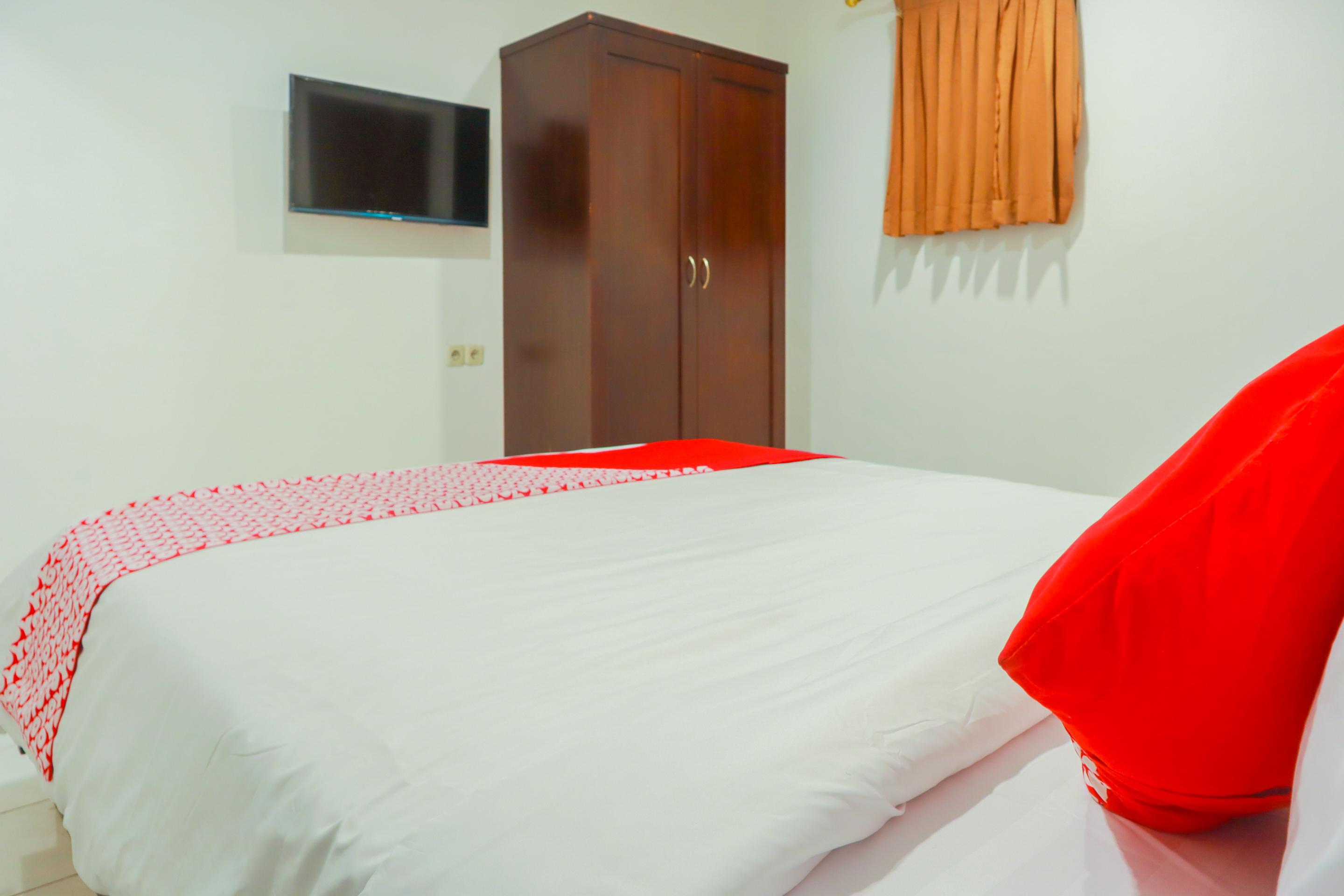 Urbanview Hotel Bes Mangga Besar By Reddoorz Jakarta Exterior foto